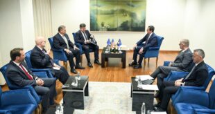 Kryeministri Kurti dhe Besnik Bislimi, biseduan me emisarët, Gabriel Escobar dhe Mirosllav Lajçak