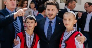 Shqiptarët në qytetin e Rozhajës në Mal të Zi do të mësojë gjuhën shqipe në një shkollë ku mësimi do të jetë vetëm në gjuhën e tyre