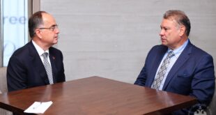 Kryetari, Bajram Begaj, gjatë vizitës në Nju Jork, u takua me Zëvendës Ndihmës Sekretarin amerikan të Shtetit, Gabriel Escobar