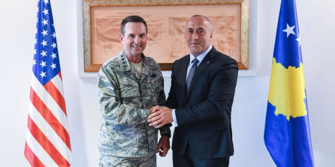 Kryeministri Haradinaj gjatë pasditës së shtunës e ka pritur në takim Gjeneralin amerikan Joseph Lengyel