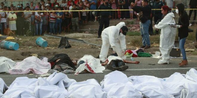 Të paktën 38 njerëz kanë vdekur në një qendër për emigrantë në Meksikë, si pasojë e zjarrit, gjatë një proteste kundër dëbimit të tyre