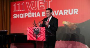 Kryetari i Tiranës, Erion Veliaj, ka deklaruar se është çështje kohe kur Shqipëria dhe Kosova të bëhen bashkë