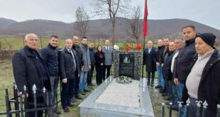 Sot me homazhe u nderua Afërdita Shaqir Qeriqi martirja e parë e fshatit Krojmir