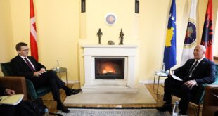 Kryetari i AAK-së, Ramush Haradinaj, priti në takim ambasadorin e Danimarkës në Kosovë, Christian Gronbech-Jensen