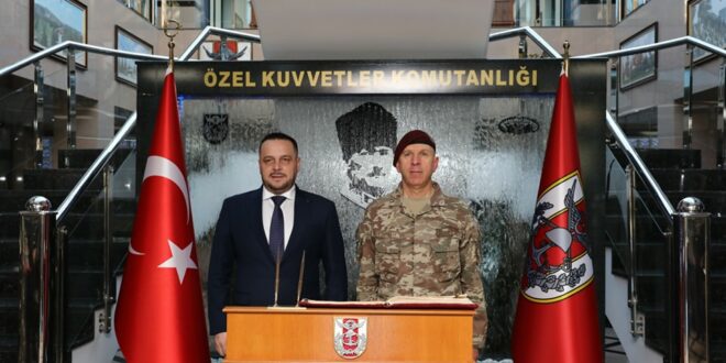 Ministri i Mbrojtjes, Ejup Maqedonci, ka vizituar Komandën e Forcave Speciale Turke, ku u prit nga gjeneral, Omer Ertugrul Erbakan