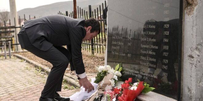 Kryeministri Kurti, ka akuzuar Serbinë se po vazhdon të mohojë krimet e kryera ndaj shqiptarëve gjatë luftës në Kosovë
