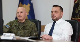 Ministri, Ejup Maqedonci dhe komandanti i FSK-së Bashkim Jashari, morën pjesë virtualisht në takimin e 18-të të Grupit të Kontaktit