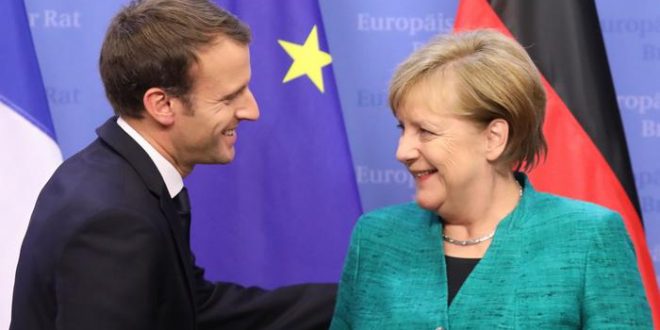 Emmanuel Macron dhe Angela Merkel i bëjnë thirrje Rusisë që t'i tërheqë trupat nga kufiri me Ukrainën