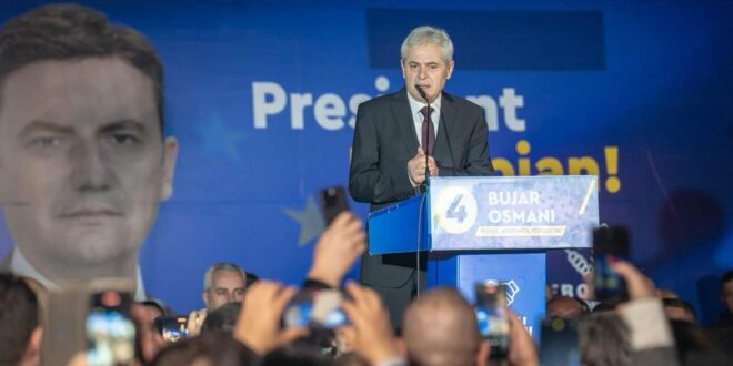 Ali Ahmeti në Kërçovë: Fronti na bashkon për fitoren më të madhe në histori