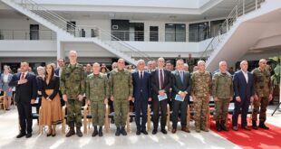 Gjeneral brigade, Christian Nawrat, emërohet drejtori i ri i Ekipit Këshillëdhënës dhe Ndërlidhës të NATO-s, në Kosovë