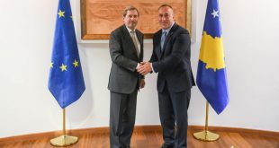Hardinaj ka shpresuar se Hahni vjen me një lajm të mirë për liberalizimin e vizave për Kosovën
