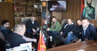 Kryetari i Partisë Socialdemokrate, Dardan Molliqaj, ka vizituar dhe ka biseduar me kreun e Organizatës e Veteranëve të Luftës së UÇK-së