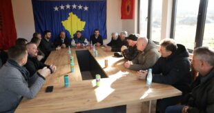Ferat Shala, Altin Jakup Krasniqi dhe kandidatë të tjerë kanë vizituar Shoqatën e Veteranëve të Luftës së UÇK-së, në Has të Prizrenit