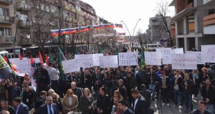 Serbët protestuan kundër taksës, përpjekjeve të aneksimit të Mitrovicës, Trepçës dhe Ujmanit nga Kosova