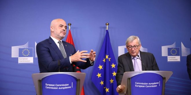 Presidenti i KE-së, Juncker ka thotë se shtyrja e zgjedhjeve do të shtynte prespektivën Europiane të Shqipërisë