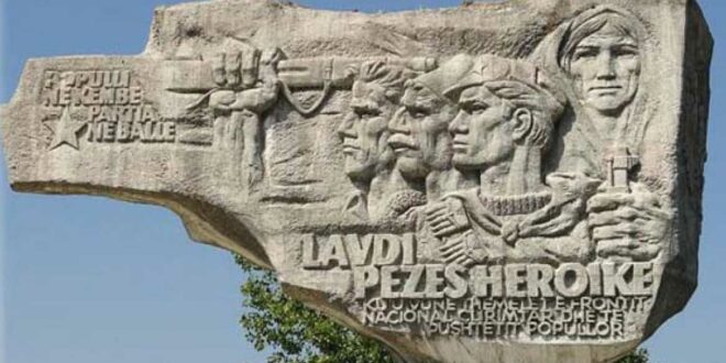 Prof. Asoc. Gjergji Islami: Lapidarët - Monumente të kujtesës kolektive dhe identitetit kombëtar Vepra që dokumentojnë, sfidojnë dhe formojnë marrëdhënien tonë me historinë