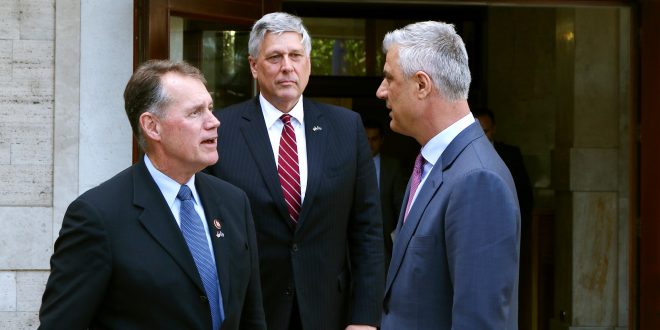 Kryetari, Hashim Thaçi, ka pritur në takim kongresistin amerikan Ed Case dhe ambasadorin Kosnett