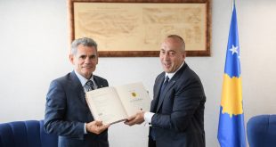 Haradinaj: Universiteti i Prishtinës është aset kombëtar dhe pikë orientuese e zhvillimit të shoqërisë tonë