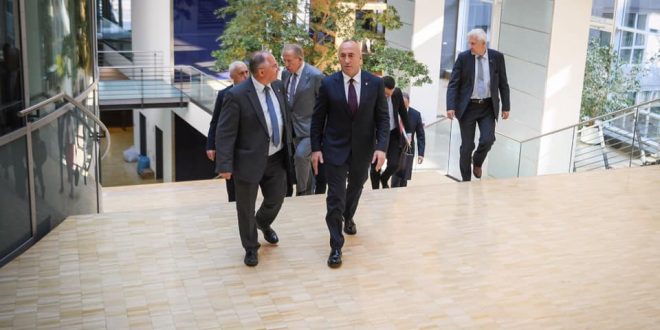Haradinaj takon nëtarët e Grupit Parlamentar për Europën Juglindore të Bundestagut, Josip Juratovic, Nezahat Baradari
