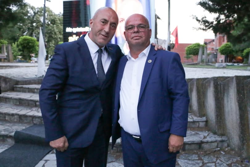 Smajl Latifi  Të paçim gjatë mes nesh  Hero 