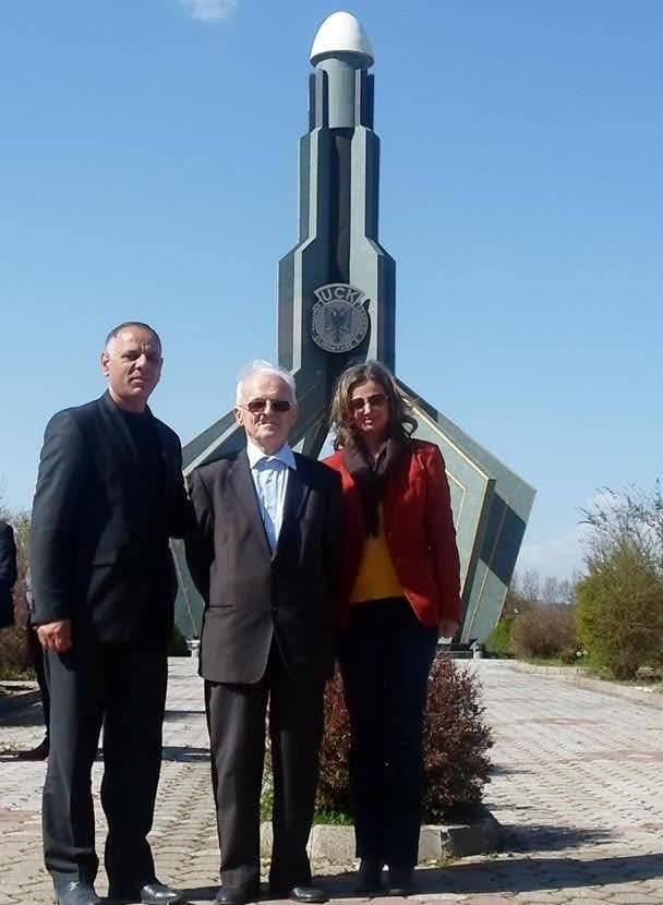 Rufki Suma kujton  Krismën e Parë të Lirisë  në Han të Elezit  26 Shkurti 1999  ditë që vulosi rezistencën e UÇK së