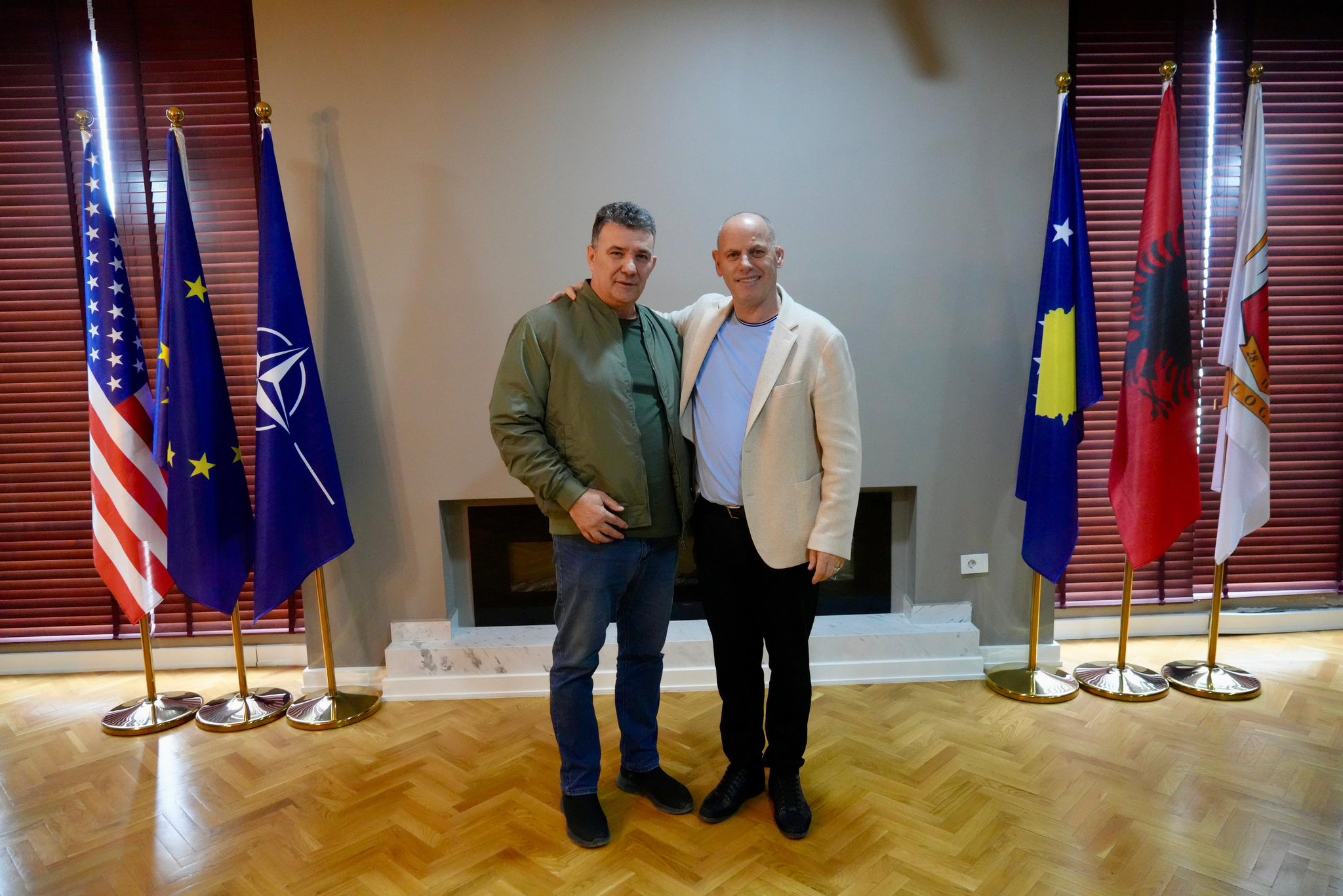 Ramiz Lladrovci pas takimit me Haxhi Shalën  Procesi në Hagë larg të besueshmes