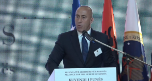 Haradinaj: Me vendosjen e taksës 100% për mallrat serbe është hequr nga tavolina e bisedimeve korrigjimin e kufijve