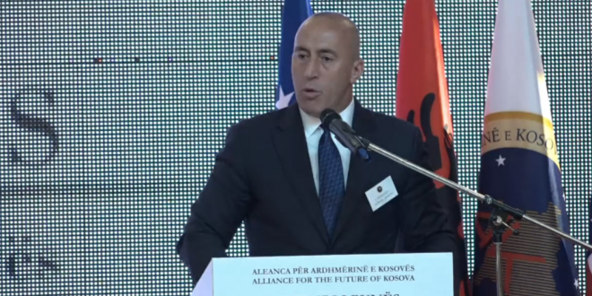 Haradinaj: Me vendosjen e taksës 100% për mallrat serbe është hequr nga tavolina e bisedimeve korrigjimin e kufijve