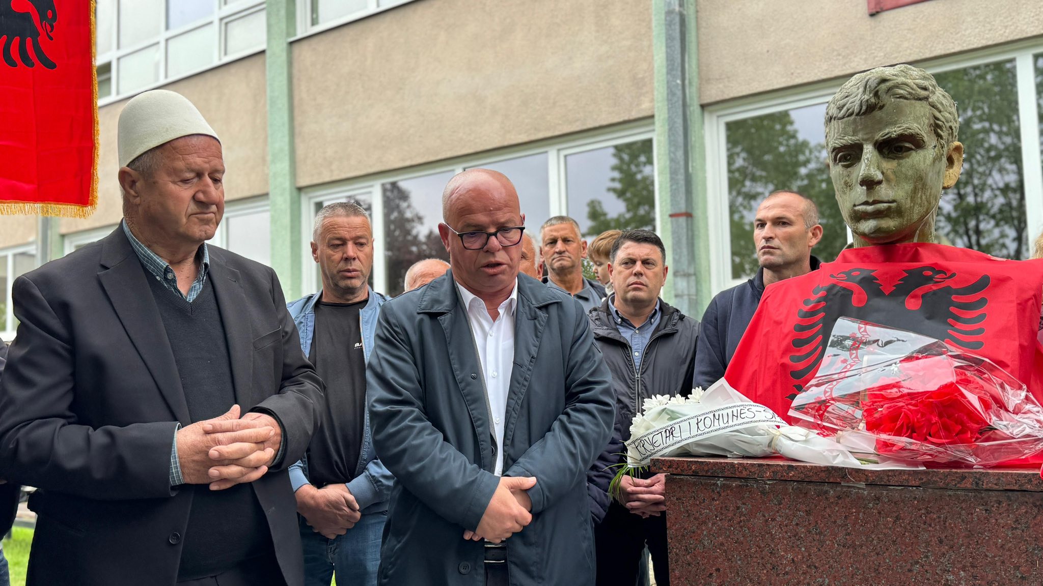 Smajl Latifi  Homazhe për Hamëz Thaçin në 27 vjetorin e rënies në Koshare