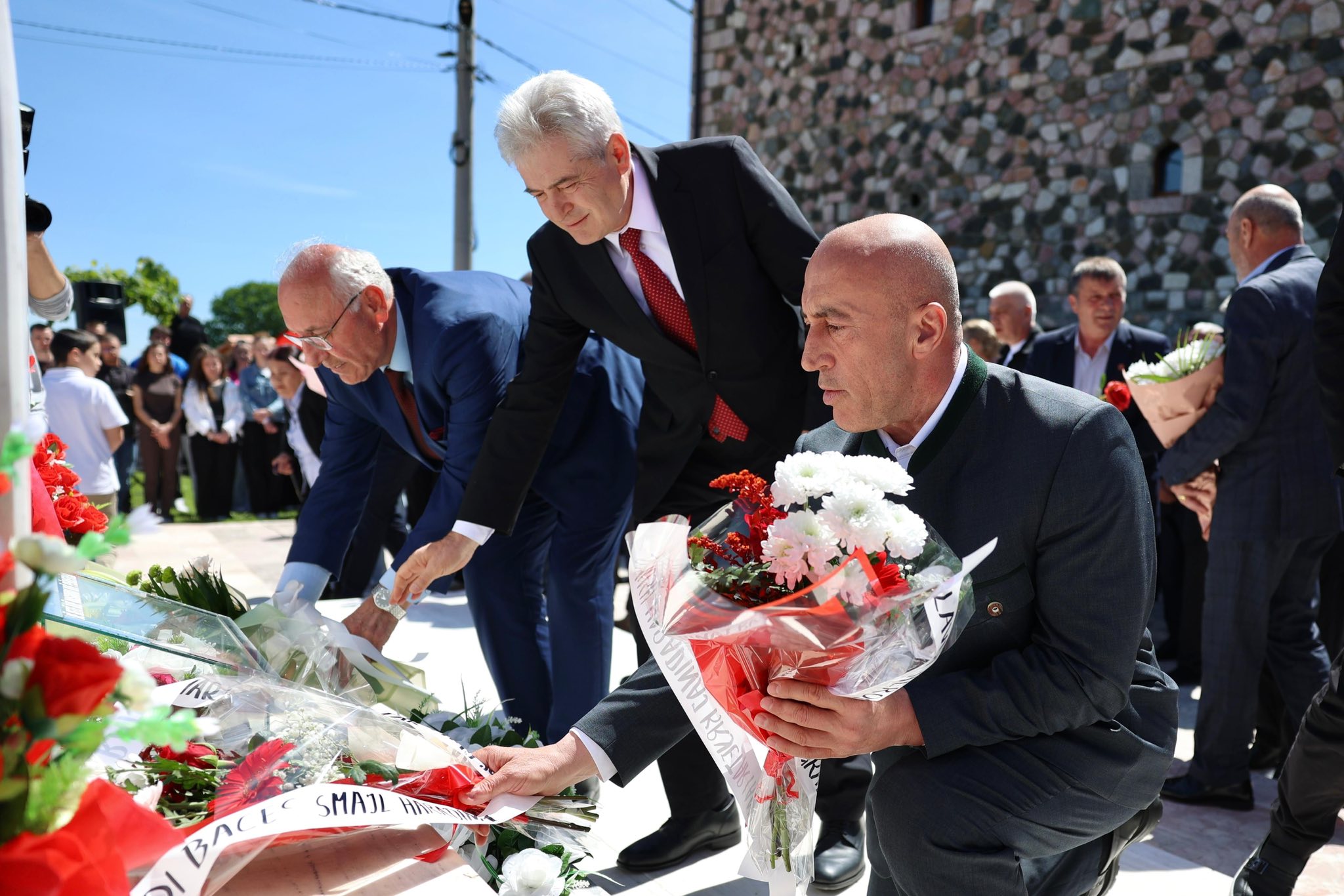 Ramush Haradinaj përkujton me krenari Skënderbeun dhe Luan Haradinajn   Lavdia e tyre udhëheq kombin 