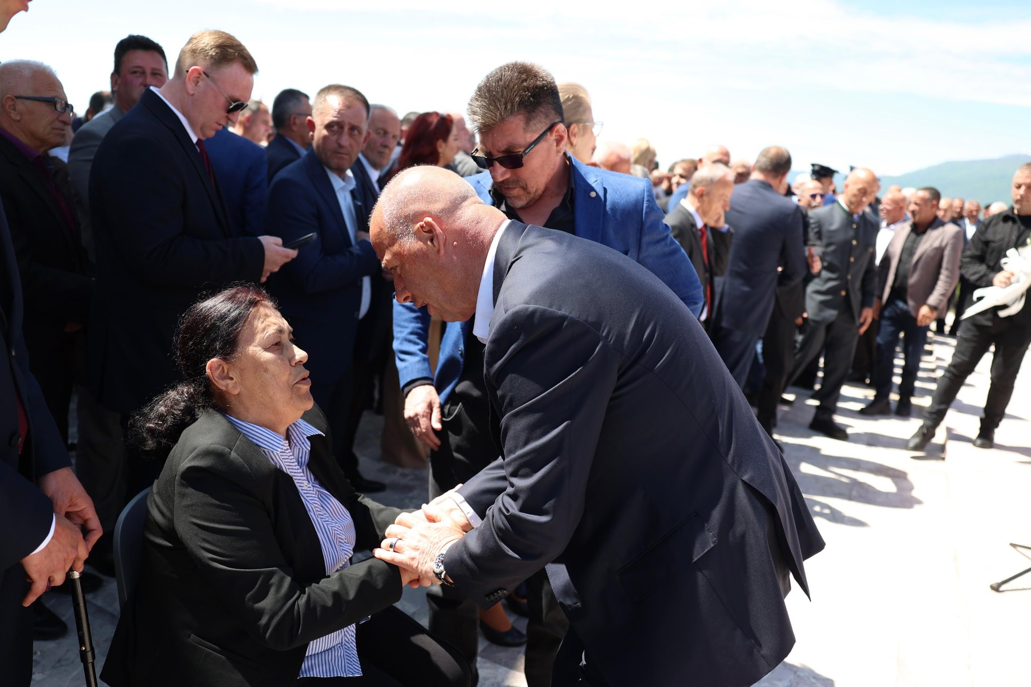 Ramiz Lladrovci  Lavdi e përjetshme për Luan dhe Smajl Haradinajn 