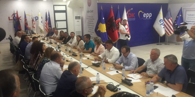 LDK e konfirmon se nuk do të bëjë koalicion me Partinë Demokratike të Kosovës