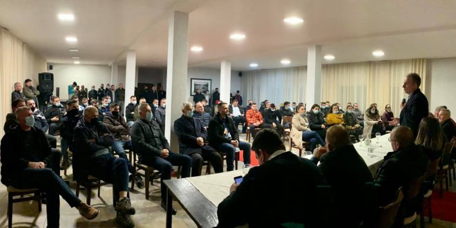 Fatmir Limaj, ka zhvilluar disa takime me bashkëluftëtarë, si dhe me struktura e qytetarë të Ferizajt,