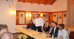 Kandidati për deputet nga PDK-ja, Hisen Berisha, në Skivjan dhe në Gjakovë ka takuar qytetarë e bashkëluftëtarë