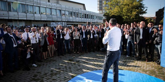 Ditën e tetë të fushatës zgjedhore Partia Demokratike e Kosovës e ka nisur në qytetin e Gjakovës