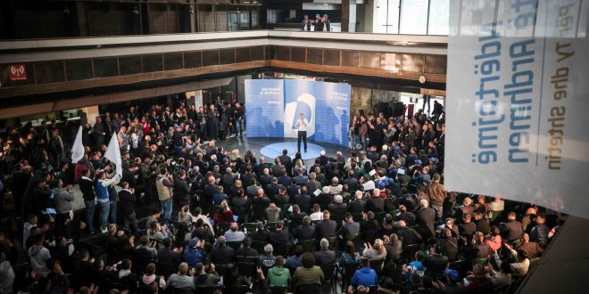 Kryetari i PDK-së dhe kandidati për kryeministër, Kadri Veseli, ka mbajtur një tubim elektoral në Fushë Kosovë