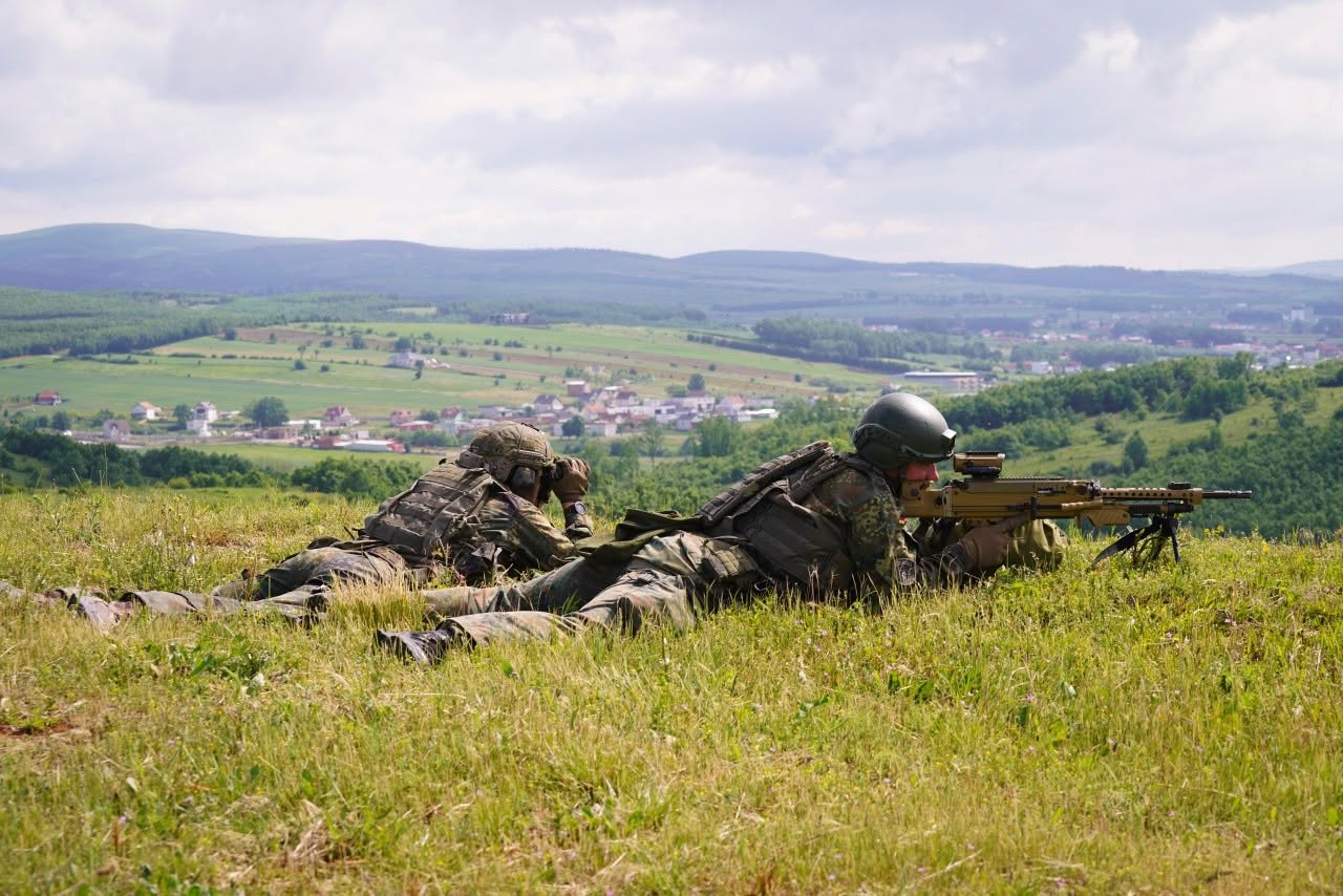 SHBA sinjalizon ndryshime në KFOR   NATO paralajmëron rishikim gradual të pranisë në Kosovë