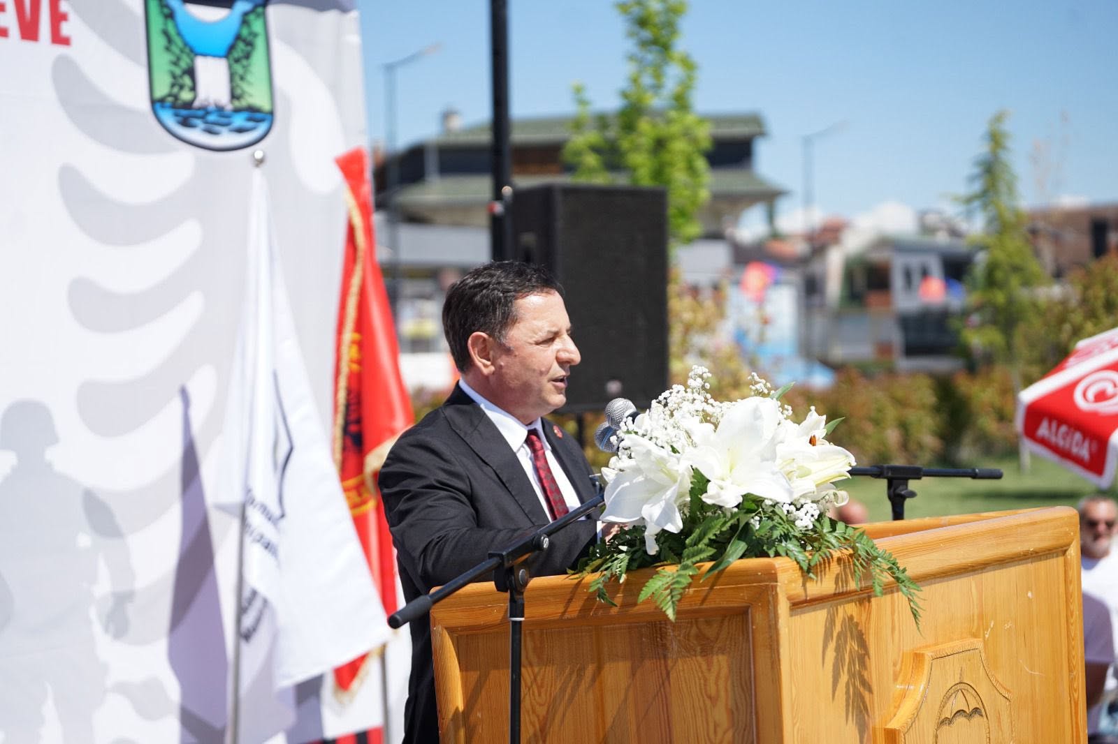 Ekrem Kastrati  Me respekt dhe krenari shënuam sot 27 vjetorin e Çlirimit të komunës së Malishevës dhe Ditën e Dëshmorëve të Komunës sonë
