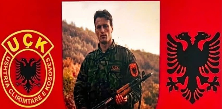 Selim Pacolli fton qytetarët në ceremoninë përkujtimore në nderim të Heroit të Kombit Basri Halil Canolli   Shpendi