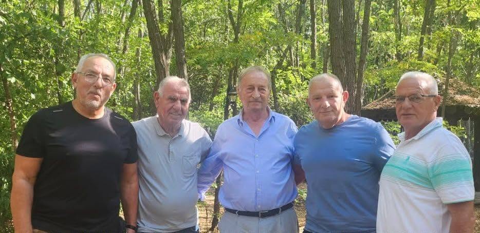 Shukri Buja   Edhe pak durim   shpreson në kthimin e shpejtë të bashkëluftëtarëve nga Haga