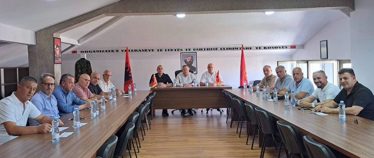OVL UÇK  Do ta fokusohet veprimtarinë në diplomaci dhe institucione deri më 16 shtator