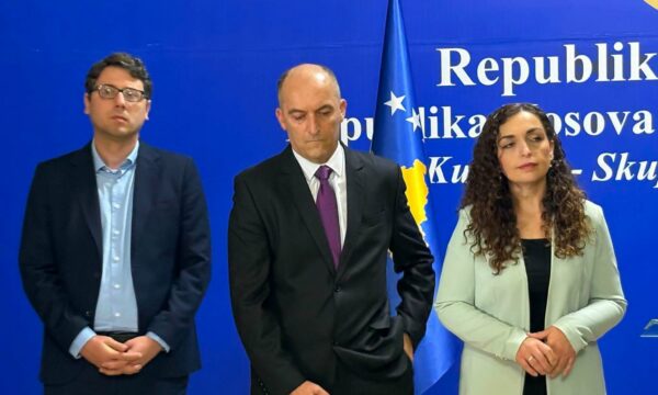 Bekim Sejdiu zyrtarizon kandidaturën për president me mbështetjen e LVV së dhe LDK së