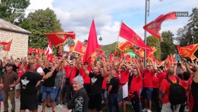 Në Mal të Zi protestojnë mbi 10.000 qytetarë kundër shugurimit të kreut të Kishës Ortodokse serbe, Joanikije