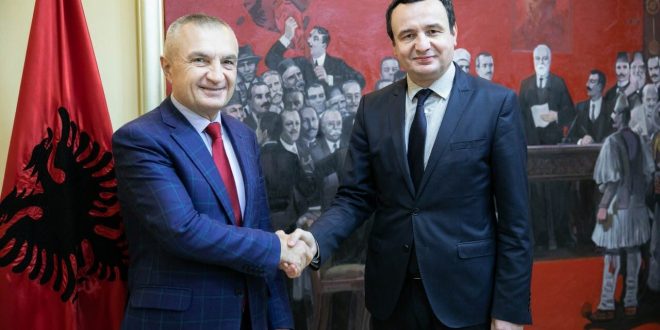 Kryetari i Lëvizjes Vetëvendosje, Albin Kurti, është takuar kryetarin e Republikës së Shqipërisë, Ilir Meta