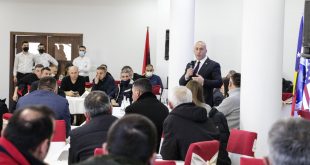 Ramush Haradinaj: Të gjitha partitë politike duhet bashkuar, ashtu siç kanë ditur të bashkohen shqiptarët në ditë të vështira