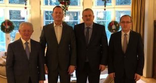 I dërguari i posaçëm i kryetarit amerikan Trump, ambasadori Richard Grenell, takon në Berlin një delegacion të LDK-së