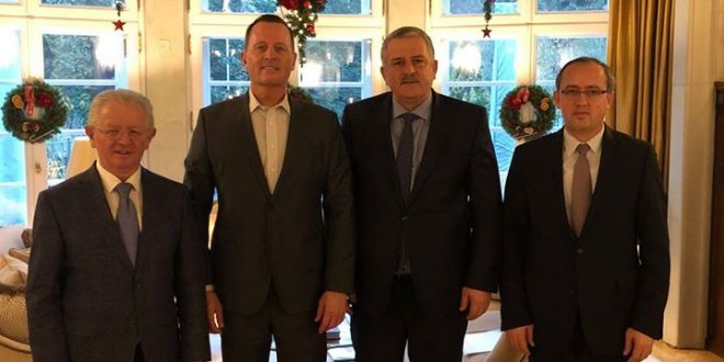 I dërguari i posaçëm i kryetarit amerikan Trump, ambasadori Richard Grenell, takon në Berlin një delegacion të LDK-së