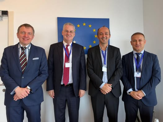 BE dhe investitorët diskutojnë për rritjen e investimeve të huaja në Kosovë