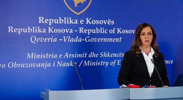 Arbërie Nagavci: Gjatë kësaj jave do të merret vendimi nëse do të ketë ndryshim të orarit mësimor