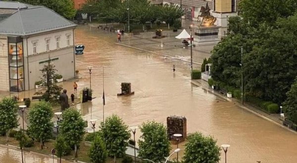 Ismaili: Komuna e Prishtinës duhet të kërkojë ndihmë nga të gjithë ne nëse nuk mundet të menaxhojë më këtë situatë